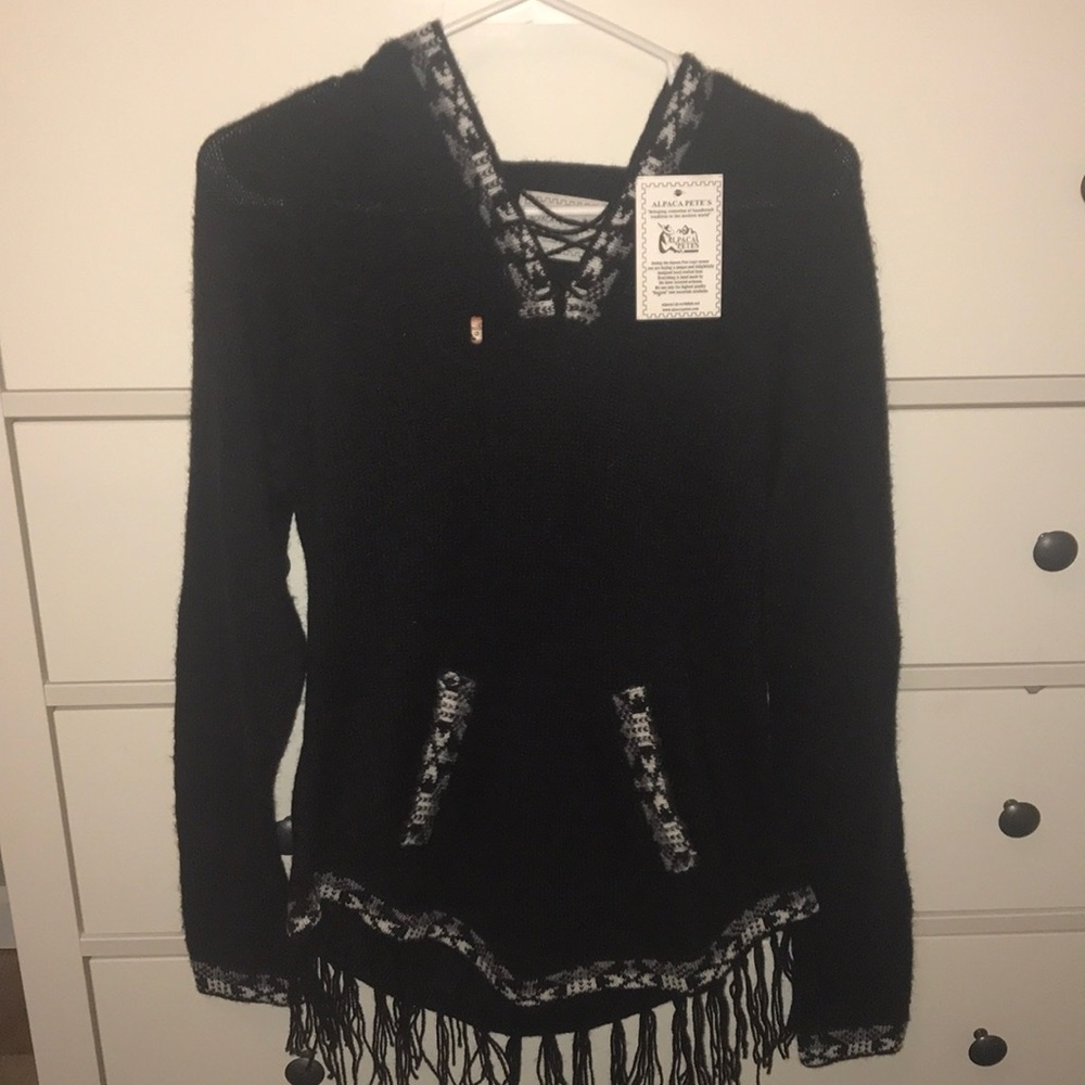 alpaca pete’s pull over